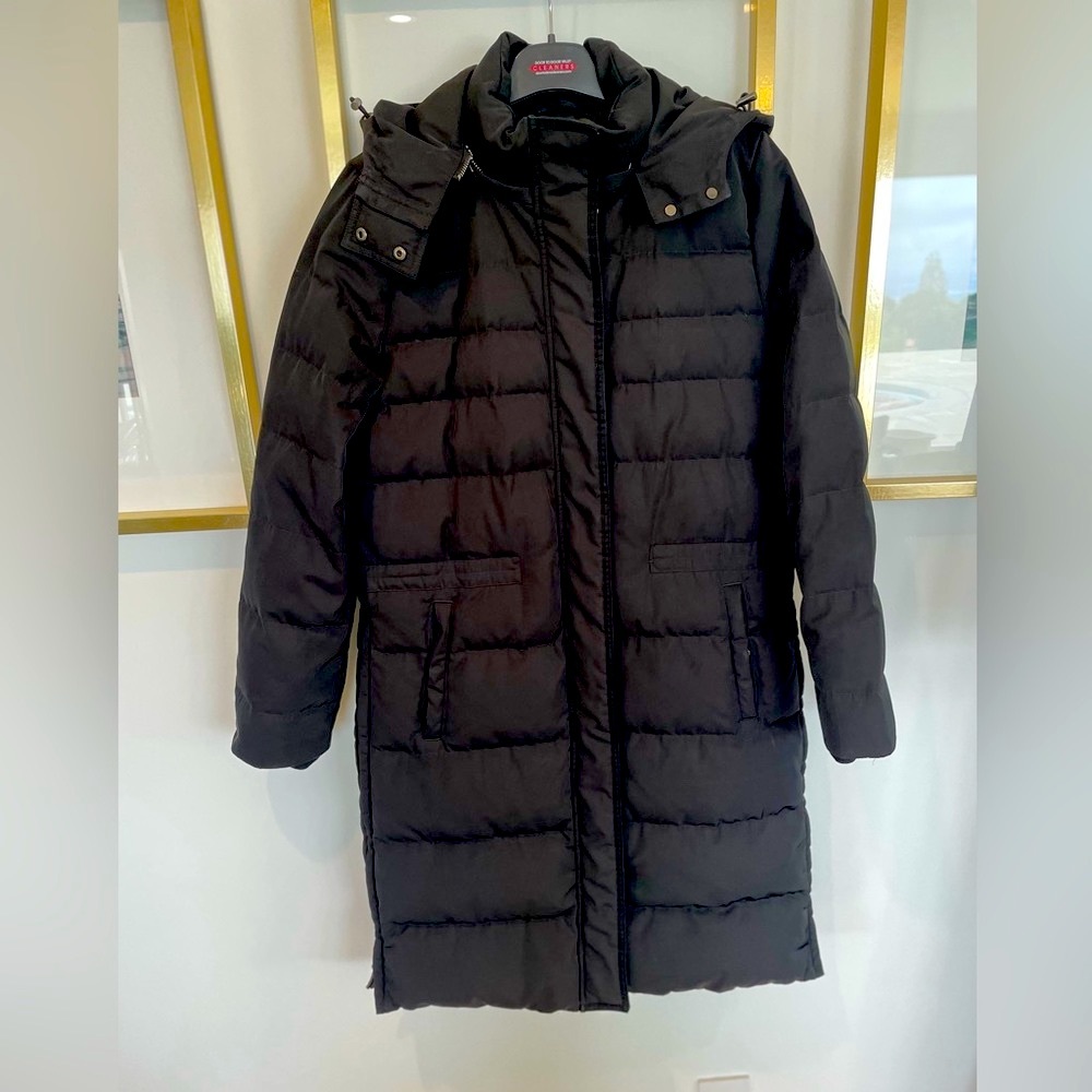 Theory Long Water Resistant Puffer. Black, Small.